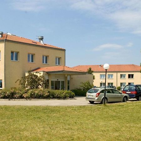 Days Inn Dessau Exterior photo